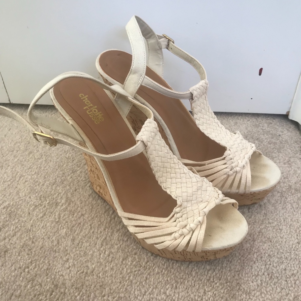 Cream Wedges